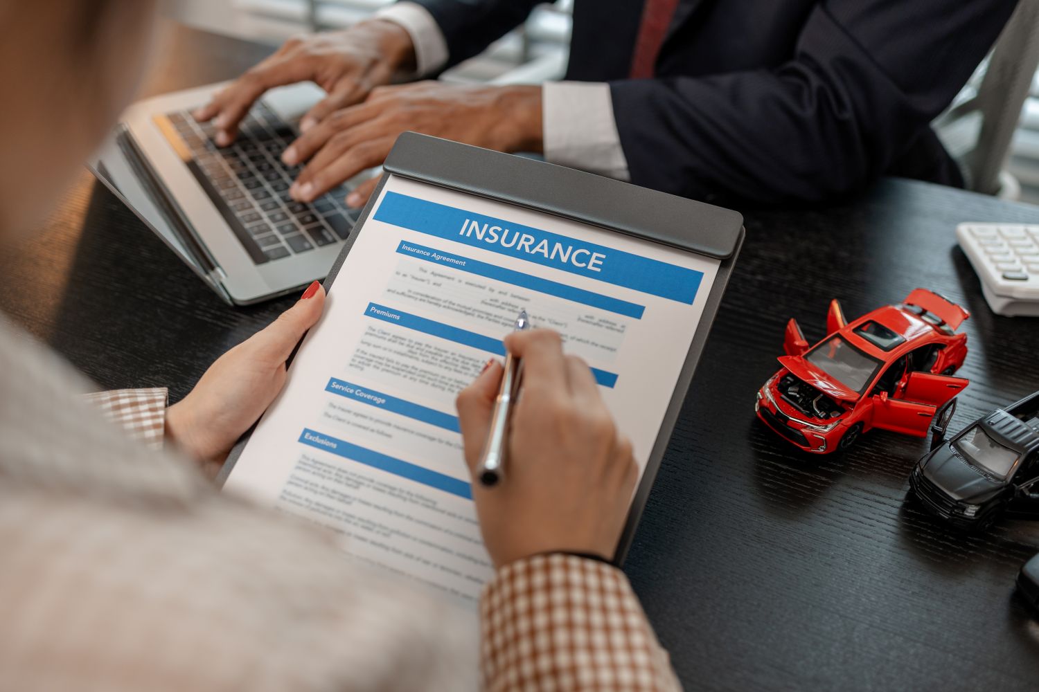 Navigating First-Class Car Insurance: Tips for Scoring the Best Prices post thumbnail image